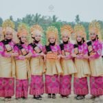 tari persembahan riau