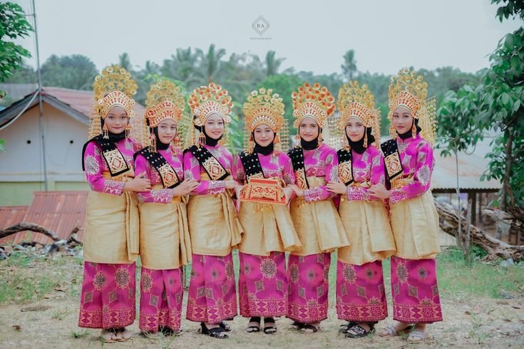 tari persembahan riau